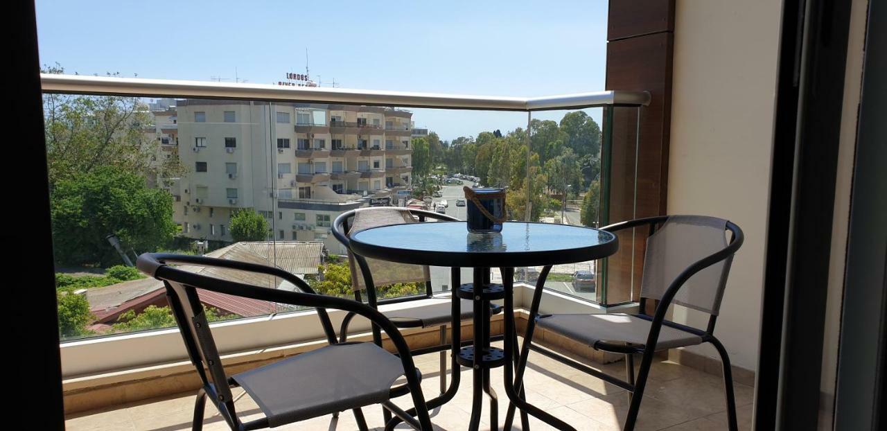 Takelena Apartments Limisso Esterno foto
