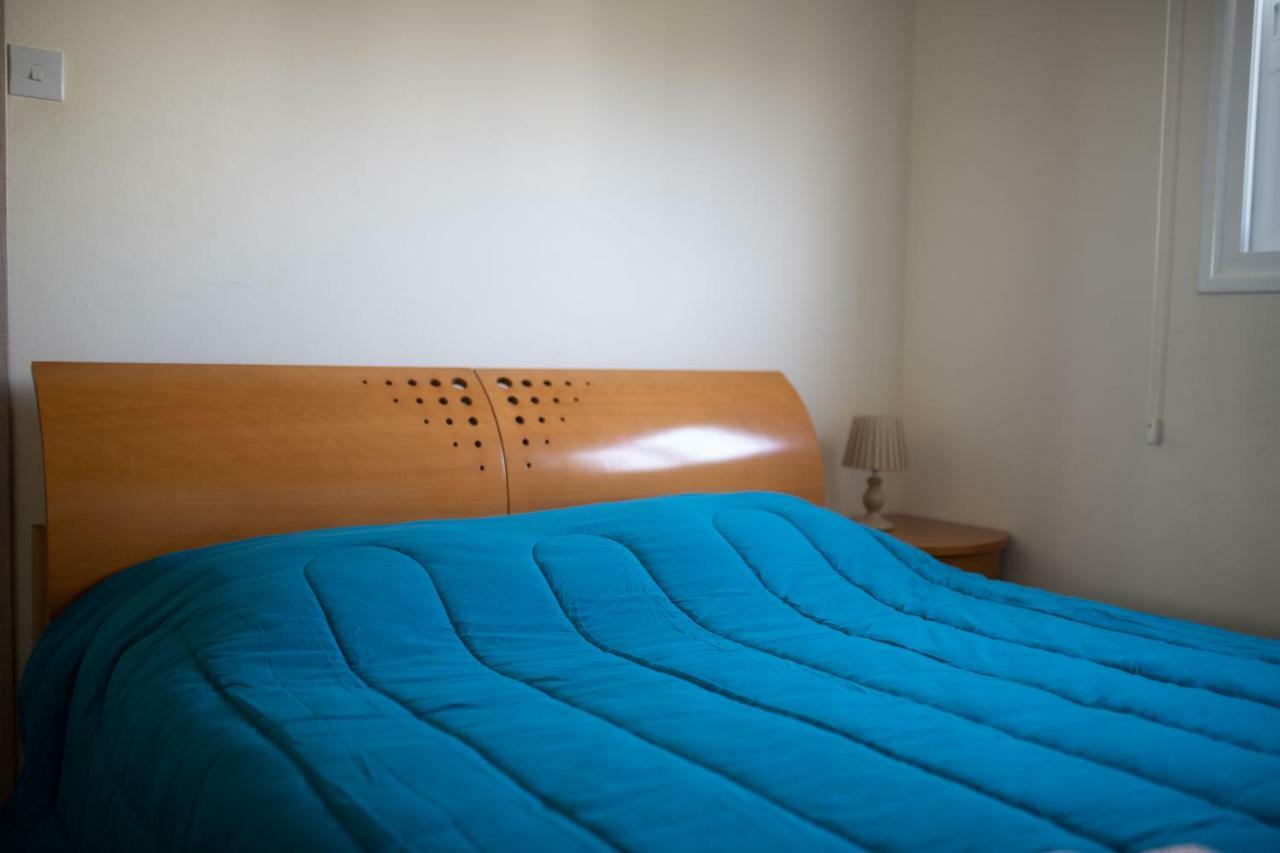 Takelena Apartments Limisso Esterno foto